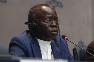 Cardinal Stephen Ameyu Martin Mulla of Juba, South Sudan, speaks at a about World Mission Sunday. (CNS photo/Robert Duncan)