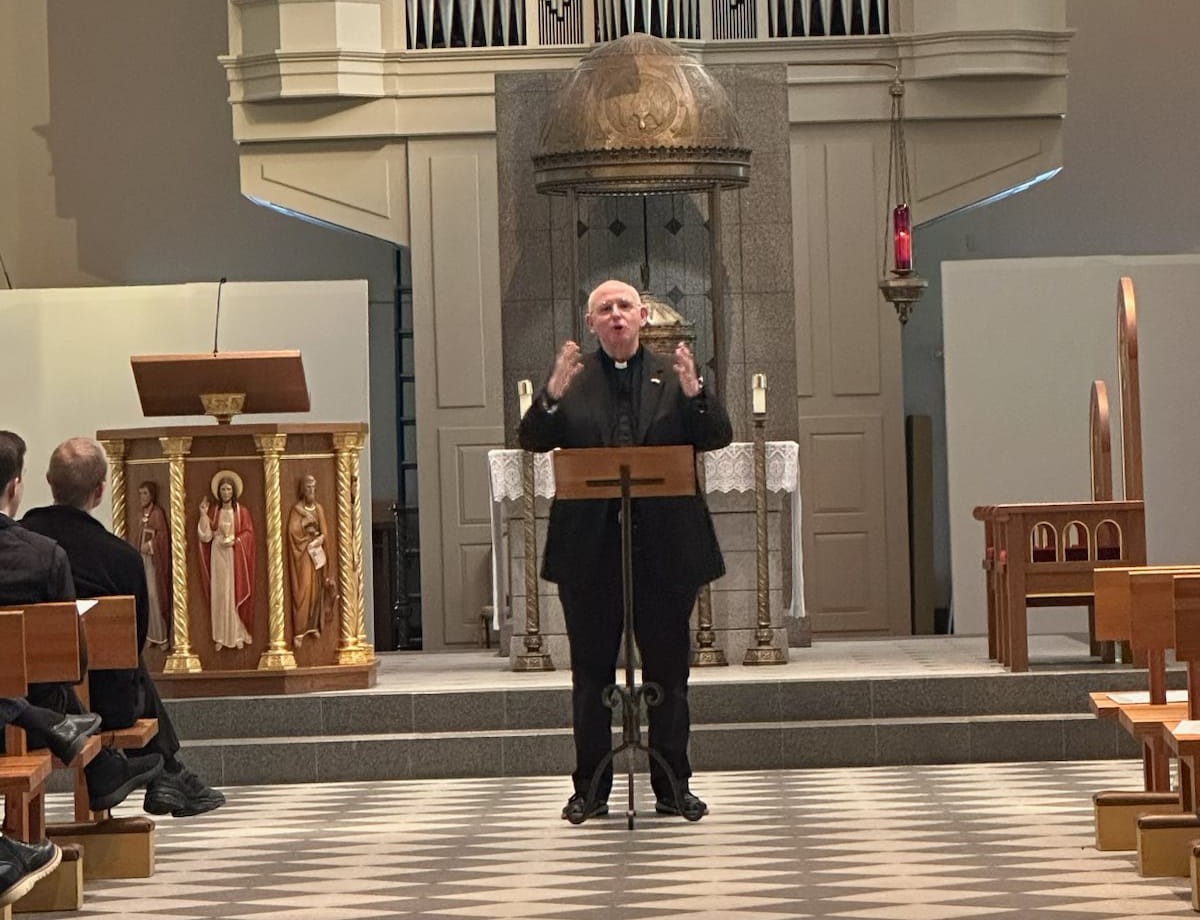 Father Anthony Andreassi, National Director of the Society for the Propagation of the Faith, visited St. Paul Seminary in St. Paul and Minneapolis, Minnesota.